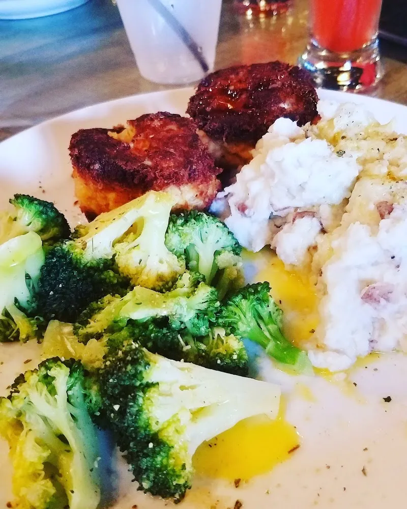 Crab Cakes Broccoli with Garlic Sauce Mashed Potatoes
